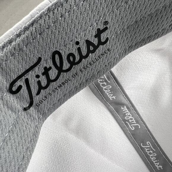 Titleist Hat Adult White One Size Adjustable Golf Golfing Casual Cap Men's - Picture 9 of 9